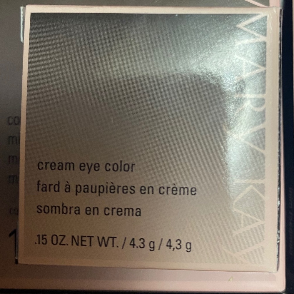 Metallic Taupe Cream Eye color